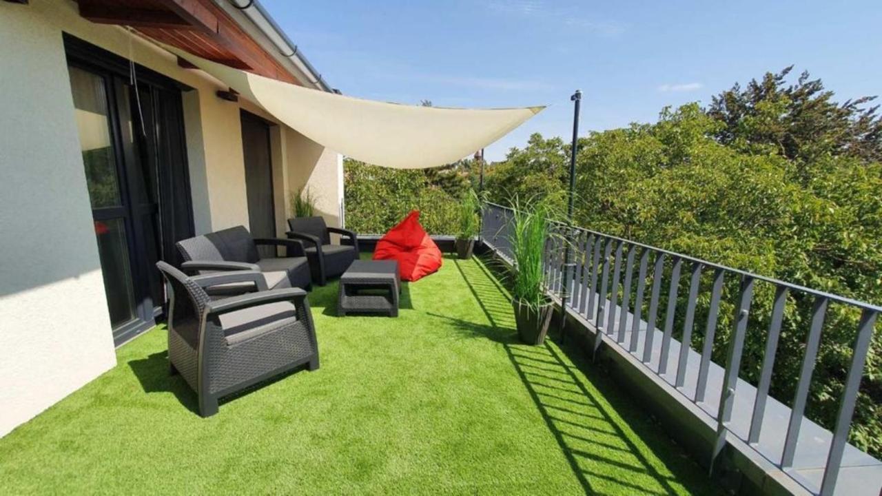 Sun Terrace Mini Penthouse Bestern Сегед Екстер'єр фото
